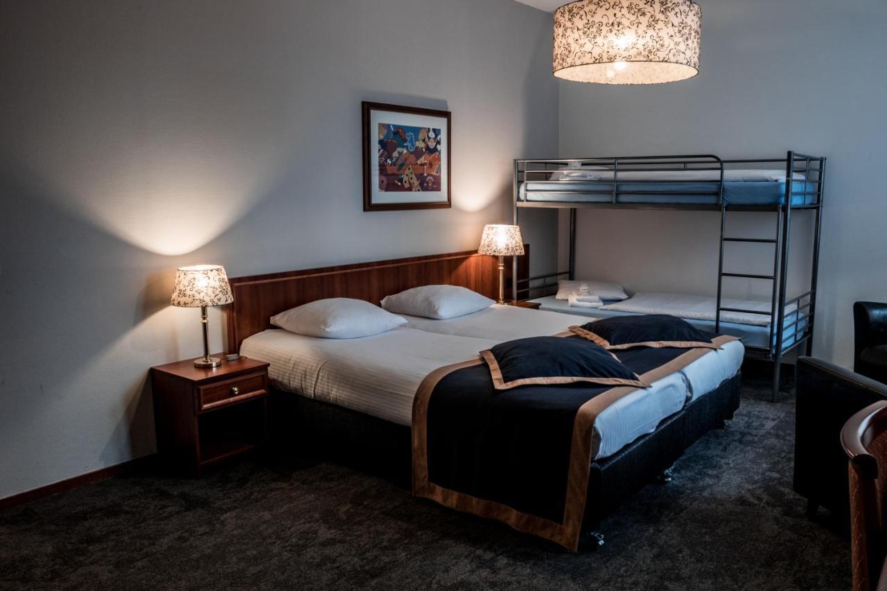 Hotel Ten Cate אמן מראה חיצוני תמונה